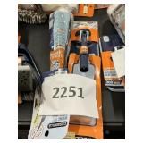 Casabella 2 ct flooring cleaner