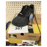 Skechers mens swift fit sneaker size 12