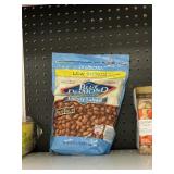 Blue Diamond almonds 40 oz