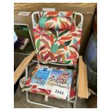 Beach chair w/ wooden arm rest floral