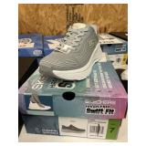 Skechers ladies swift fit sneaker size 7