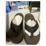 Hurley mens flip flop size 10?