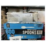 600 ct White plastic spoons