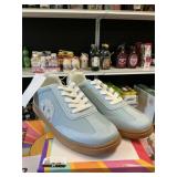 Joe Boxer girls sneaker size 5