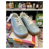 Joe Boxer girls sneaker size 5