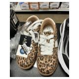 Art Cass girls sneaker size 13