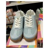 Joe Boxer girls sneaker size 4