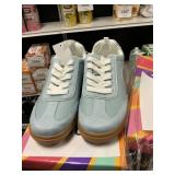 Joe Boxer girls sneaker size 4