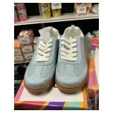 Joe Boxer girls sneaker size 4