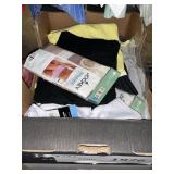Womens clorthing lot approx 11 ct Large