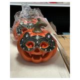 Lighted pumpkin battery op