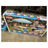 Little Tikes jr play table w/ umbrella