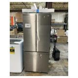 Kenmore refrigerator 17.5 cu ft