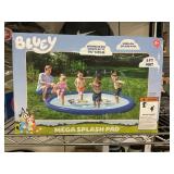 Bluey mega splash pad