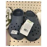 Crocs M8W10