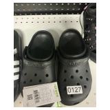 Crocs M6W8