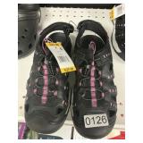 Eddie Bauer sandal size 8M