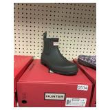 Hunter womens Chelesa boot size 8