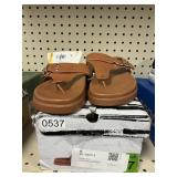 DV ladies sandals size 7