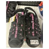 Eddie Bauer sandal size 8M