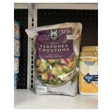 Large cut seasoned croutons 32 oz