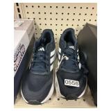Adidas sneaker size 9 Runfalcon