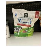 Instant dry milk 70.4 oz