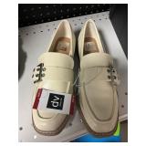 DV ladies dress shoe size 10