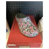 Hunter womens clog size 9