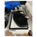 Steve Madden toe ring sandal size 8