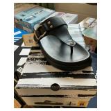 DV ladies sandal size 8