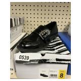 DV womens loafer size 8