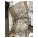 6ft L burlap & lace table runner 4ct
