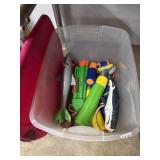 Tote & lid- water guns- pool toys used