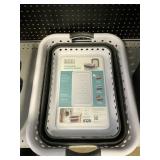B&D collapsible laundry basket
