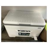 Igloo cooler 25qt