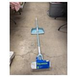 Squeeze mop & dust pan