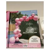 Party Aire 28pc reusable balloon garland