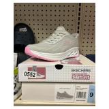 Skechers ladies swift fit sneaker size 9