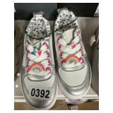 Groun Up girls sneaker size 10