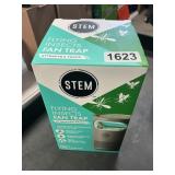 Stem flying insect fan trap