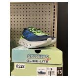 Skechers kids sneaker size 13