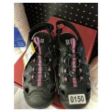 Eddie Bauer sandals size 8M