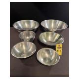 6 Stainless Steel Bowls