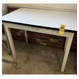Vintage Enamel Top Table 31' Hx 40' Wx 25' D