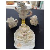 New Snowflake Angels Pitcher, Cream, Sugar & Tray