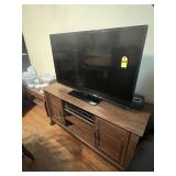 Vizio 42" T V, Toshiba V C R/ D V D Player And