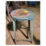 Metal Stool 20 1/2"