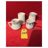 4 Vintage Small Creamers