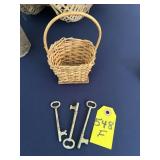 Basket Of 3 Skeleton Keys